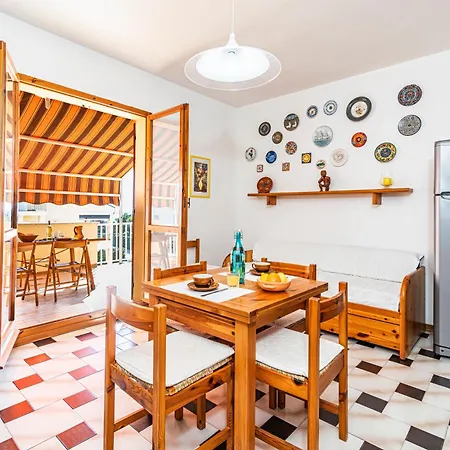 Coral House With Shared Pool And Sea View - Happy Alghero